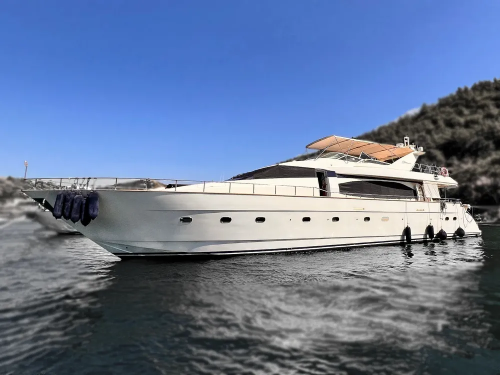 PLATİN MARİN*DEN 2000 AZIMUT 85 ULTIMATE