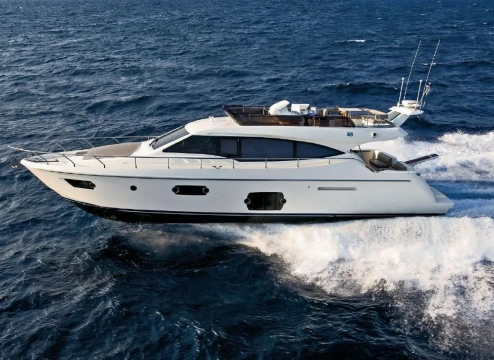 PLATİN MARİN*DEN 2010 FERRETTI 560 _700 SAATTE_TC BAYRAK_